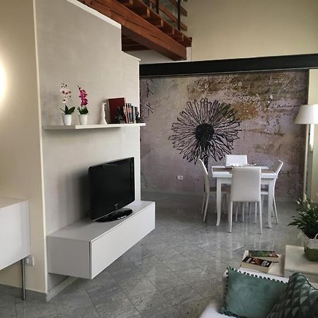 Il Vicoletto Holiday House Volta Mantovana Exteriör bild